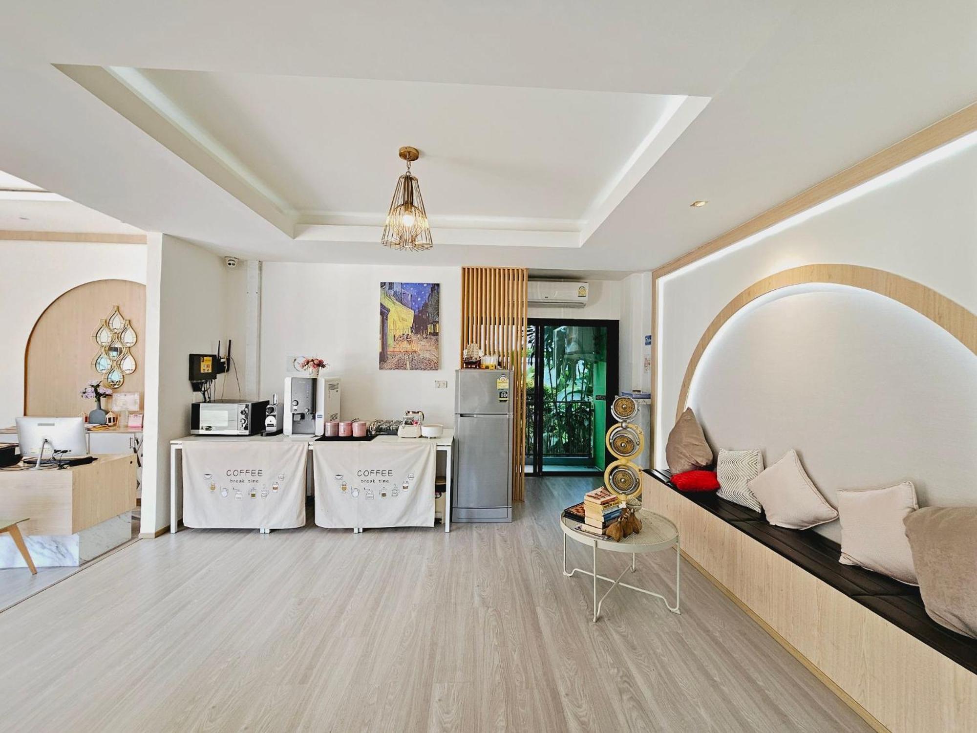 Stayhere@Airport Service Apartment Ban Bo Han Exterior photo